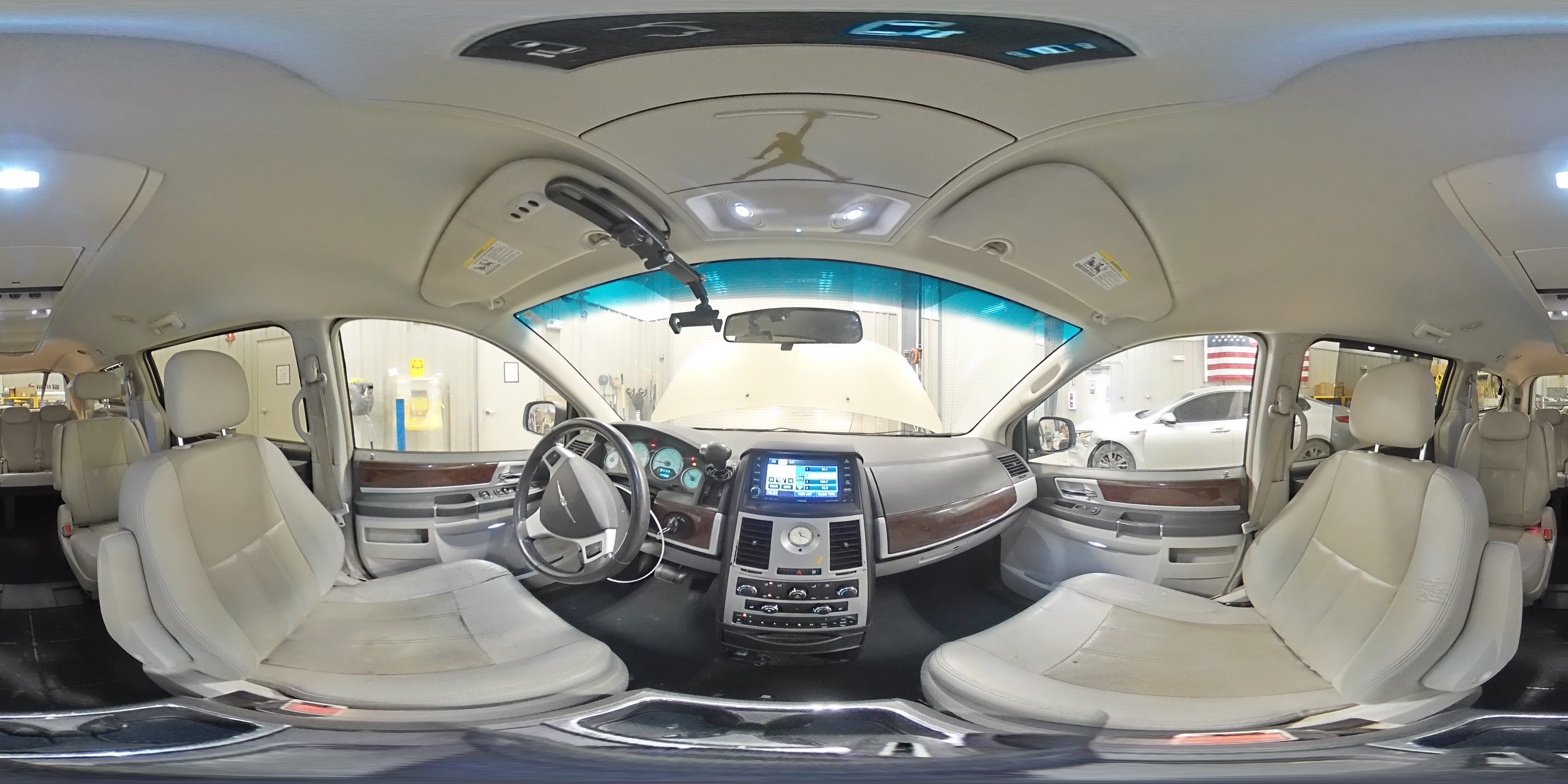 2010 Chrysler Town & Country Touring Plus VIN: 2A4RR8DX7AR330352 Lot: 67057955