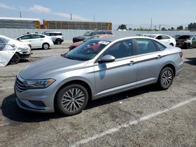  VOLKSWAGEN JETTA 2021 Srebrny