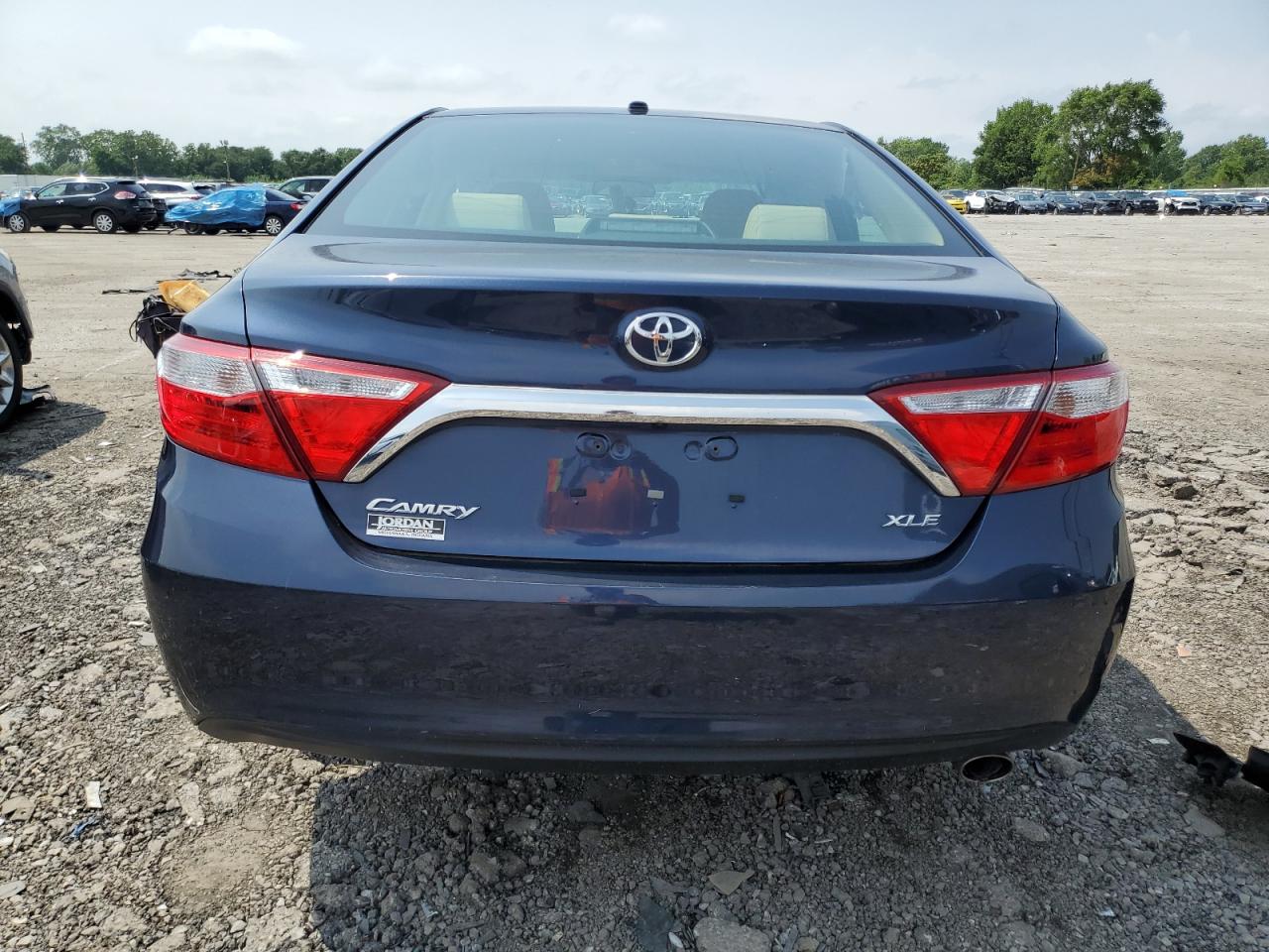 2016 Toyota Camry Le VIN: 4T1BF1FK6GU540408 Lot: 69055655