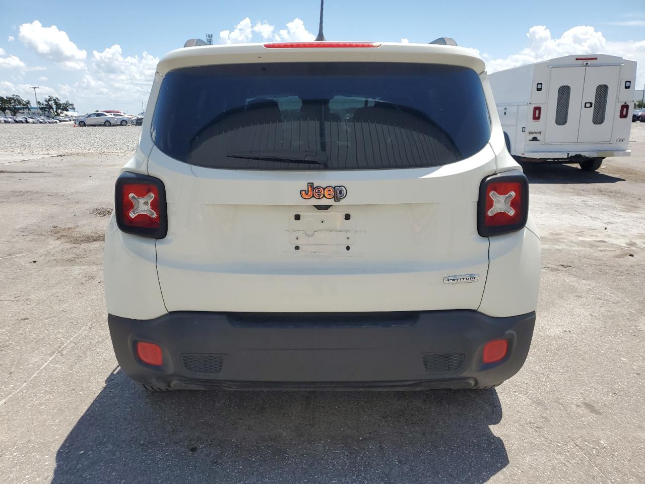 2017 Jeep Renegade Latitude VIN: ZACCJABBXHPE48928 Lot: 67608445