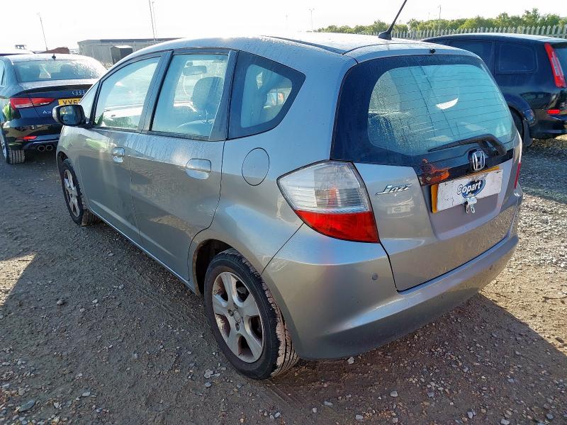 2009 HONDA JAZZ ES