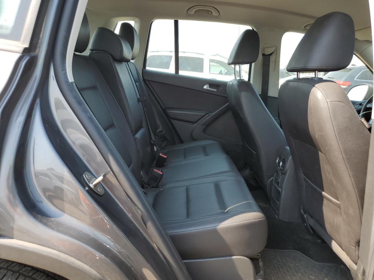 2016 Volkswagen Tiguan S VIN: WVGAV7AX0GW528084 Lot: 67536985