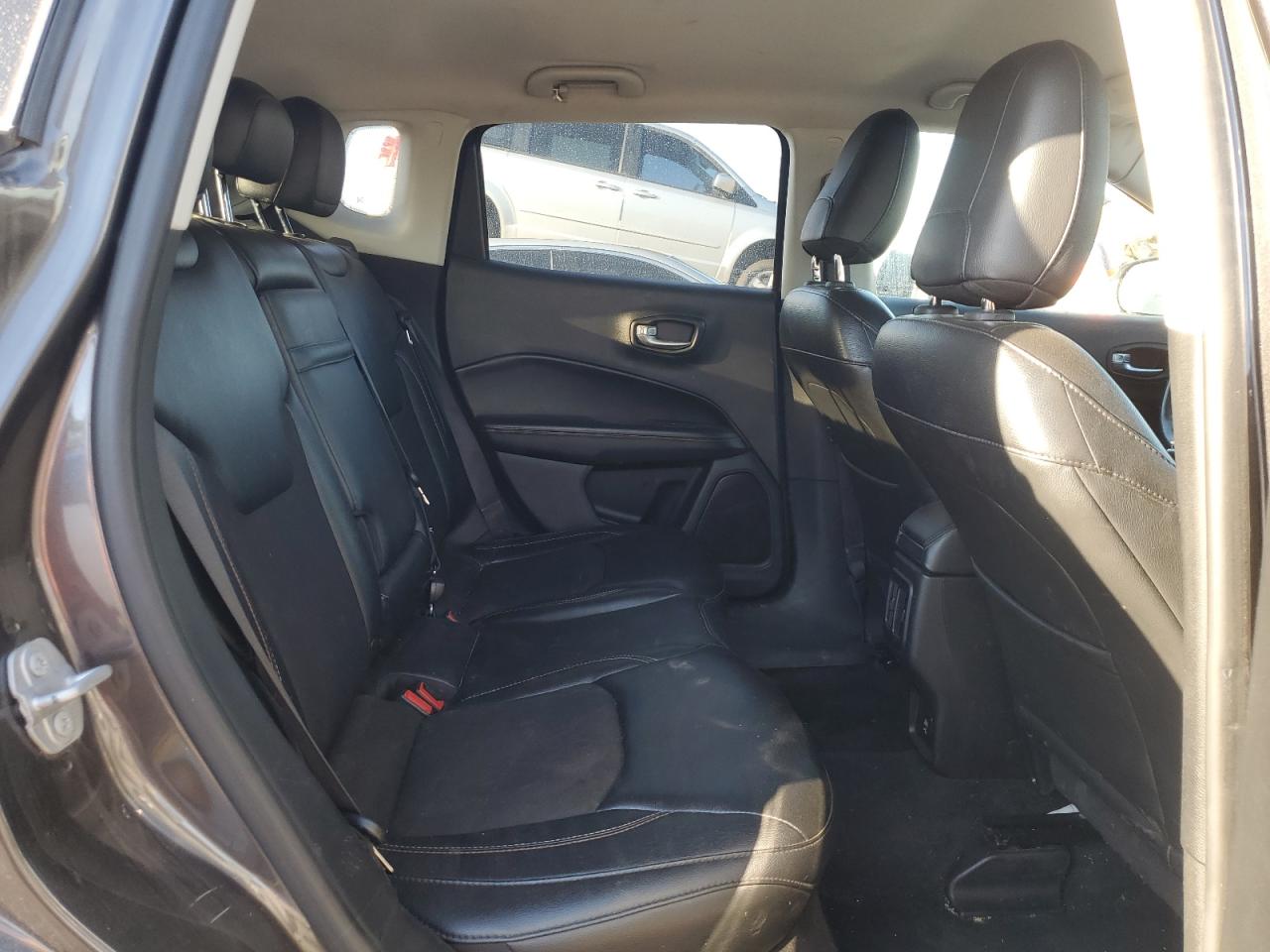 2018 Jeep Compass Latitude VIN: 3C4NJCBB9JT441195 Lot: 67799015