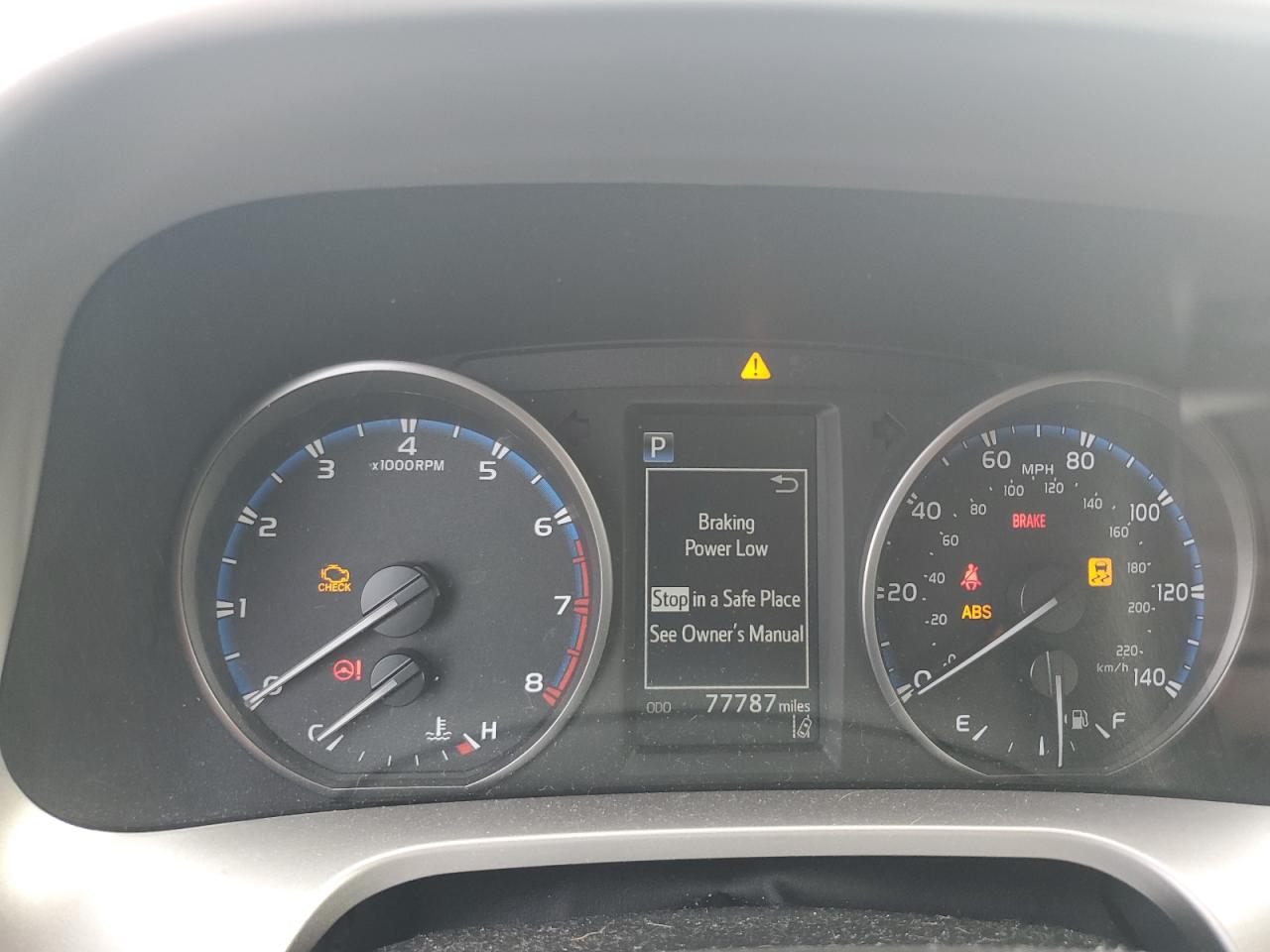 2017 Toyota Rav4 Xle VIN: JTMWFREV4HD103833 Lot: 68335245