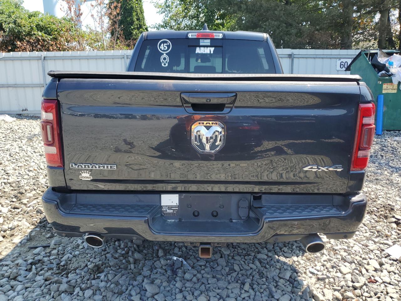 2019 Ram 1500 Laramie VIN: 1C6SRFJT6KN752843 Lot: 65993525