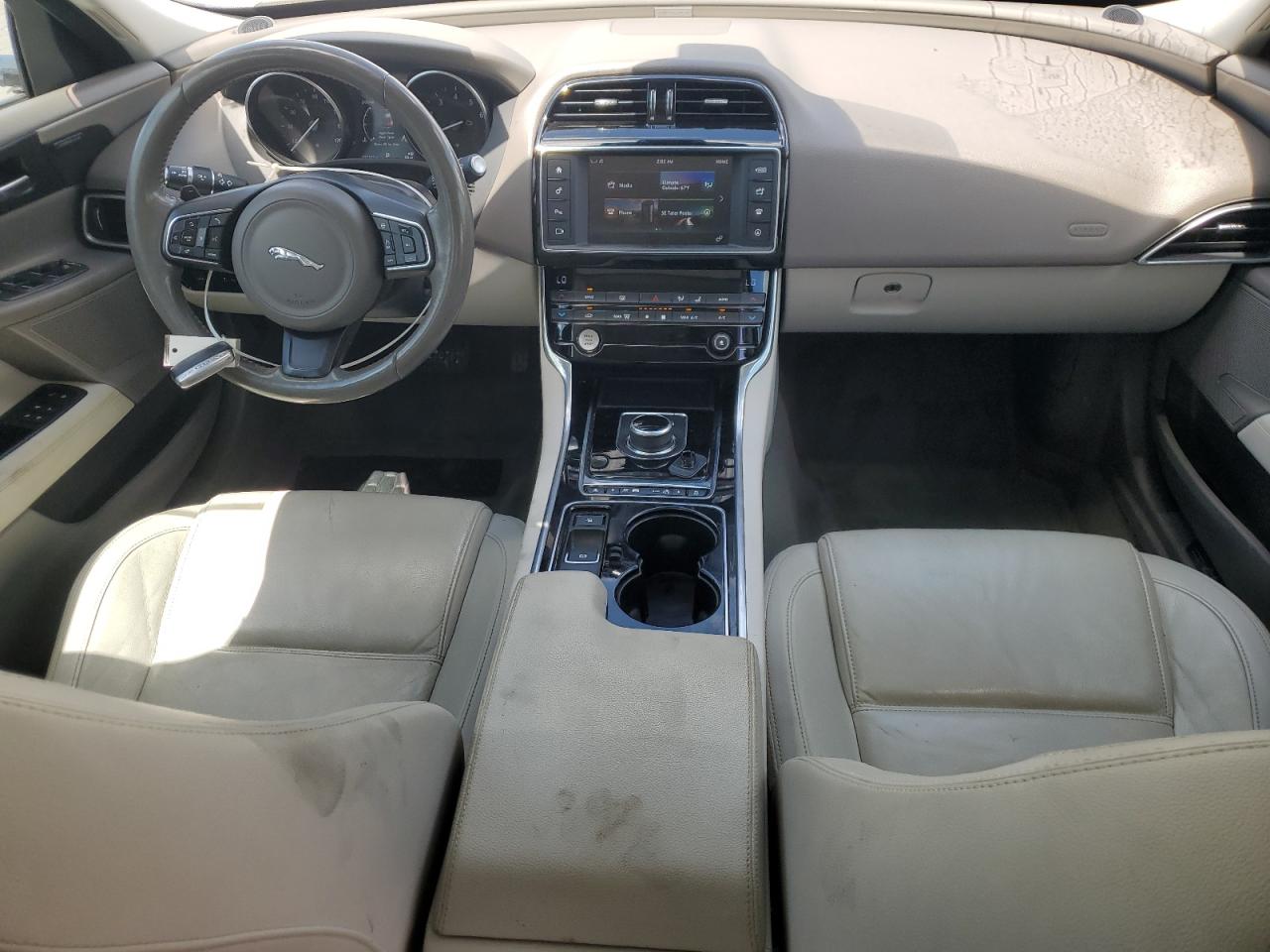 2017 Jaguar Xe Prestige VIN: SAJAE4BV4HA973301 Lot: 67840955