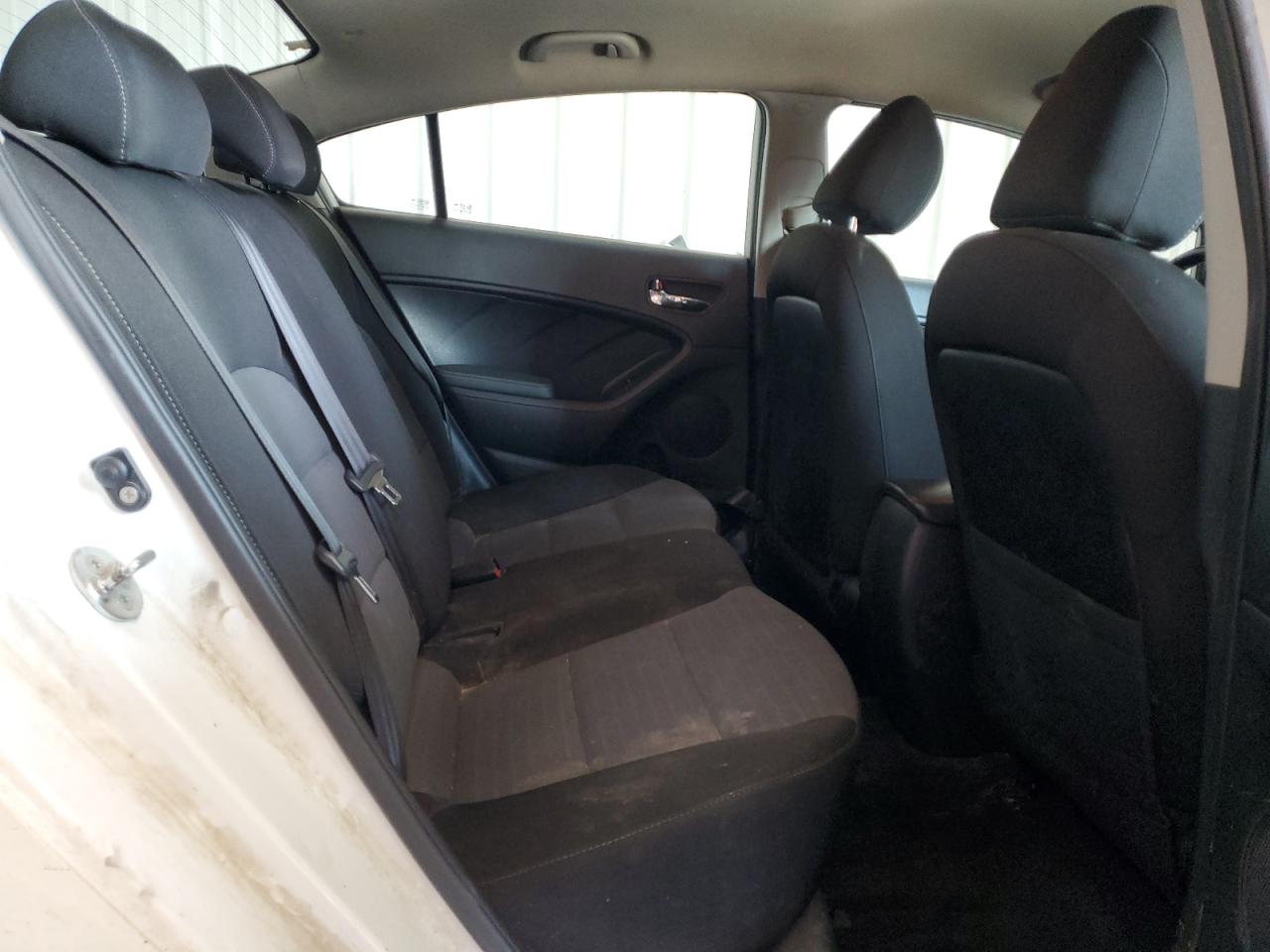 2018 Kia Forte Lx VIN: 3KPFL4A76JE261338 Lot: 66829085