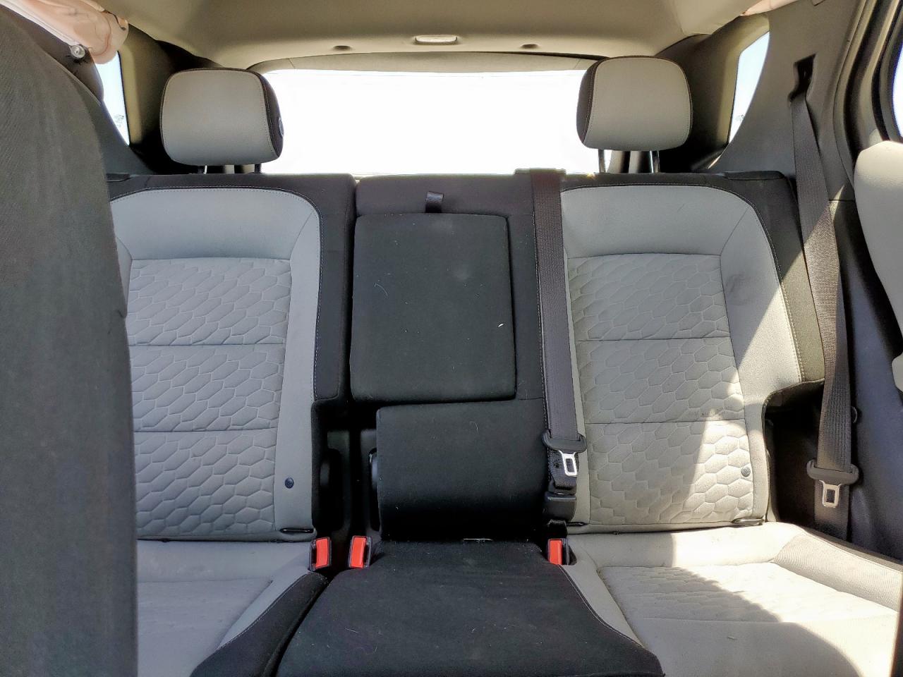 2018 Chevrolet Equinox Lt VIN: 2GNAXJEV8J6268241 Lot: 70619665