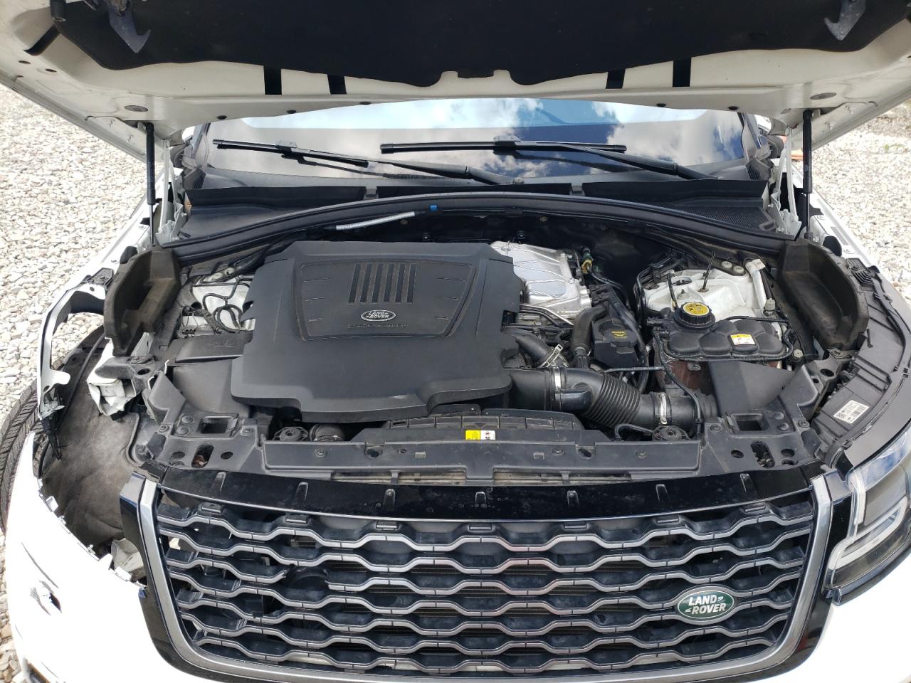 2018 Land Rover Range Rover Velar R-Dynamic Se VIN: SALYL2RV9JA772571 Lot: 70702645