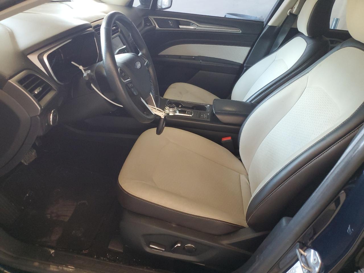 2020 Ford Fusion Se VIN: 3FA6P0HD6LR236093 Lot: 70322385