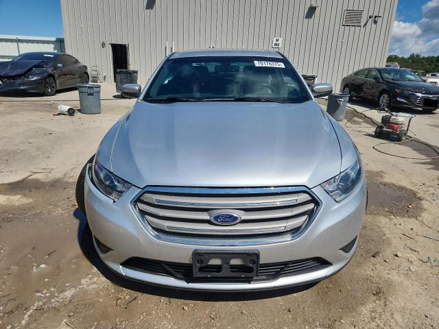  FORD TAURUS 2015 Srebrny