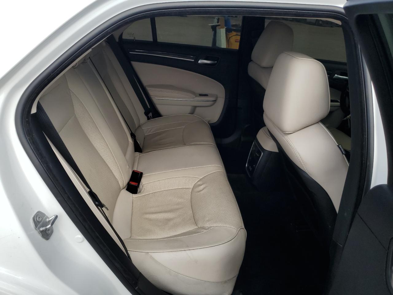 2019 Chrysler 300 Limited VIN: 2C3CCAEG1KH536264 Lot: 69839895