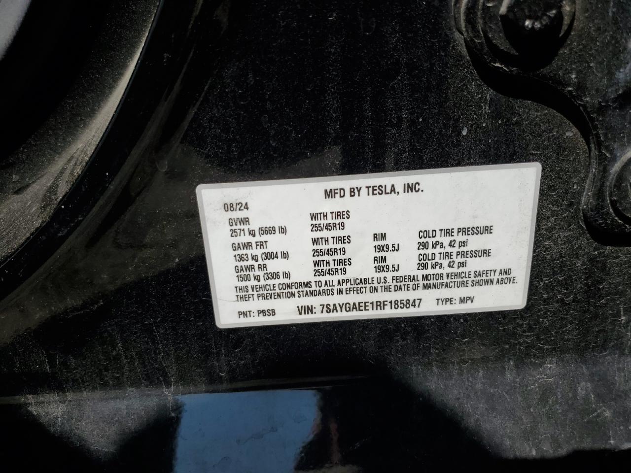 2024 Tesla Model Y VIN: 7SAYGAEE1RF185847 Lot: 67958465