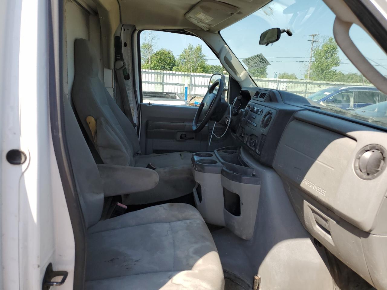 2011 Ford Econoline E350 Super Duty Cutaway Van VIN: 1FDSE3FL4BDA62280 Lot: 71871625