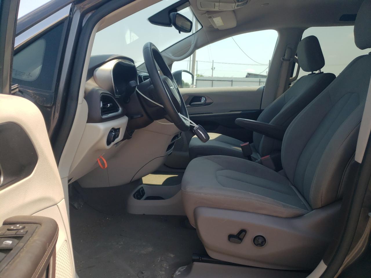 2017 Chrysler Pacifica Touring VIN: 2C4RC1DG9HR695396 Lot: 67628755