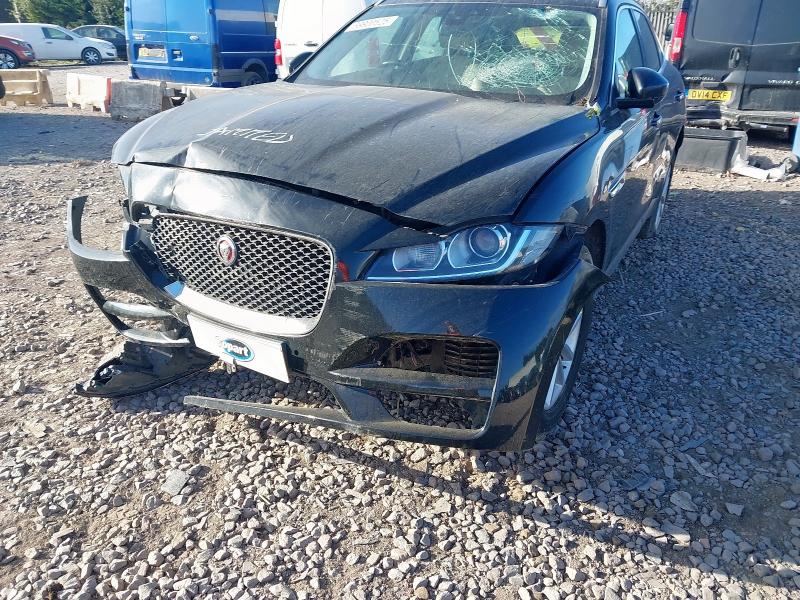 2017 JAGUAR F-PACE PRESTIGE