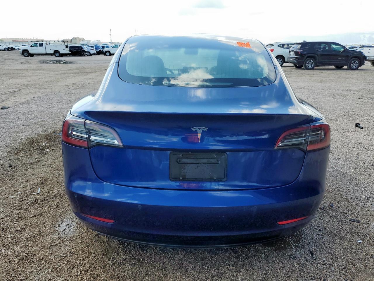 2019 Tesla Model 3 VIN: 5YJ3E1EA3KF485731 Lot: 68911935
