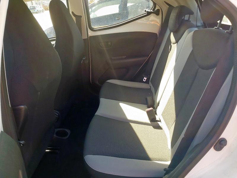 2015 TOYOTA AYGO X-PLAY VVT-I 