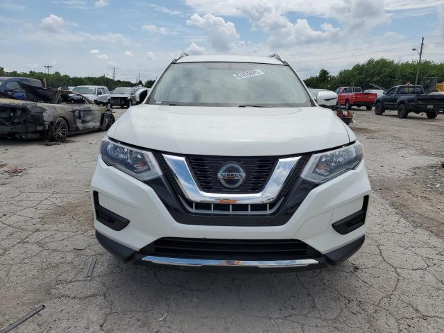  NISSAN ROGUE 2018 Белы