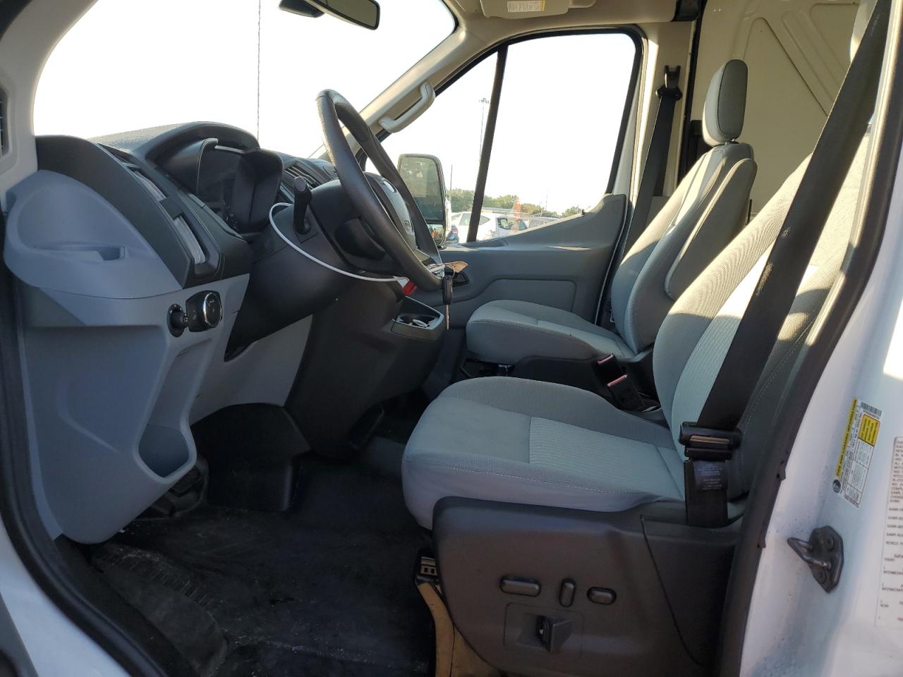 2018 Ford Transit T-250 VIN: 1FTYR2CG6JKA67334 Lot: 69448195