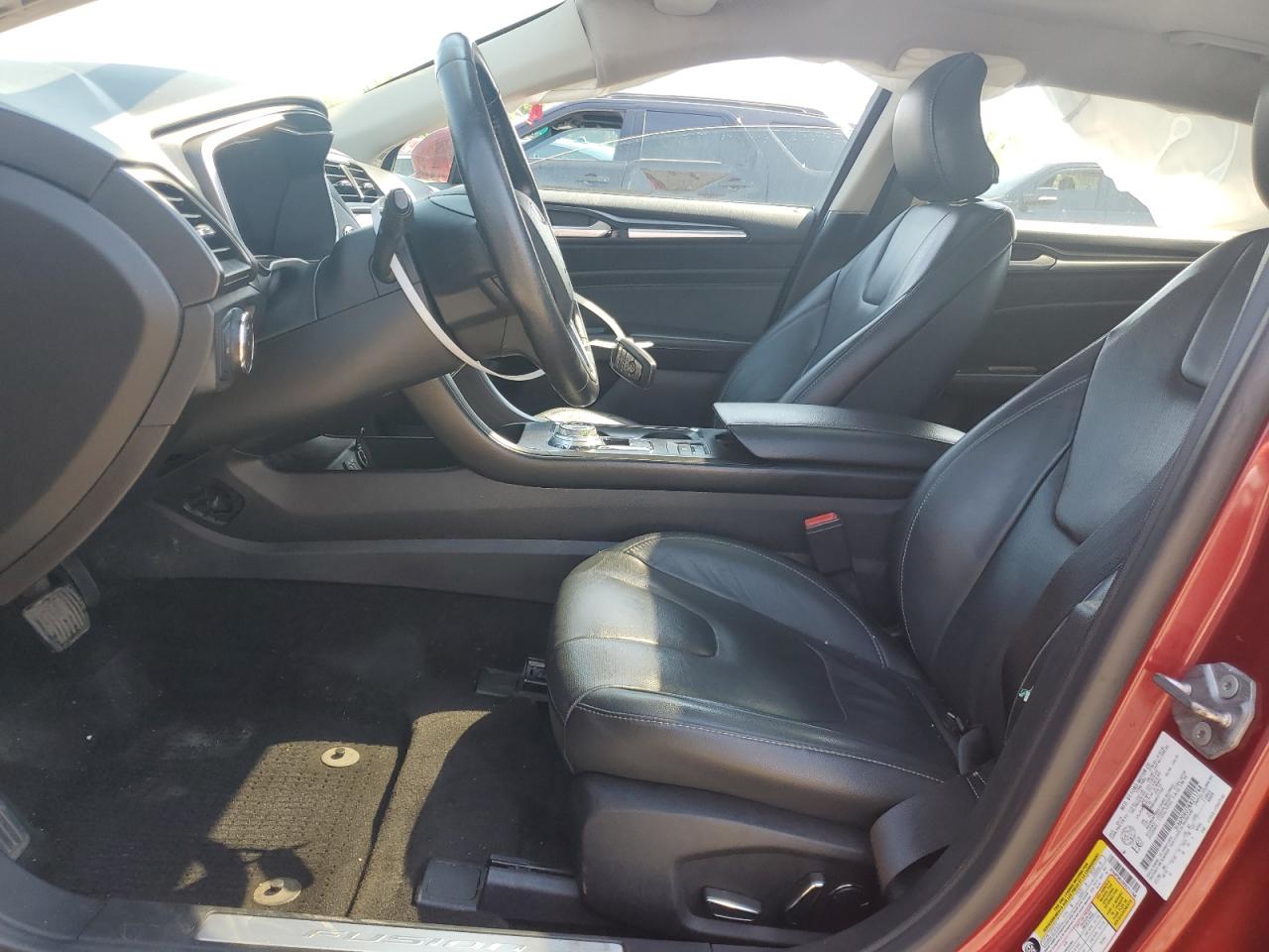 2019 Ford Fusion Titanium VIN: 3FA6P0RU2KR211768 Lot: 69218405