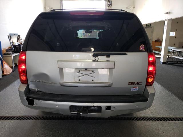 Parquets GMC YUKON 2013 Srebrny