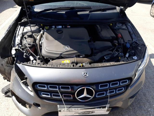 2019 MERCEDES-BENZ GLA 200 AMG LINE PREMIUM 