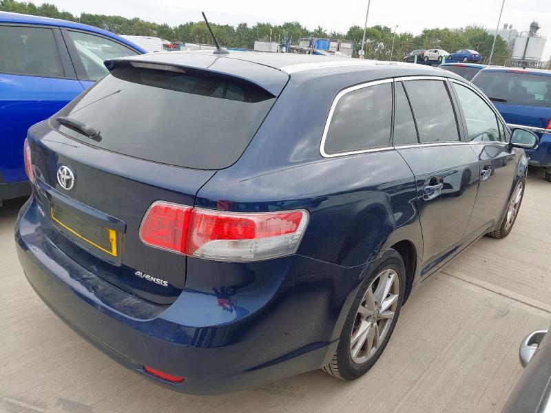 2011 TOYOTA AVENSIS TR