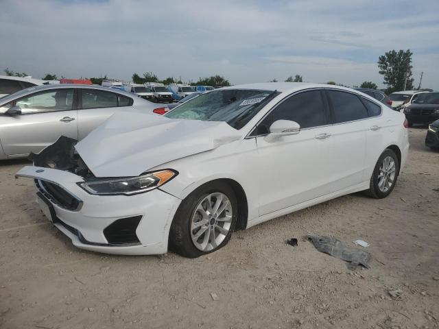  FORD FUSION 2019 Белы