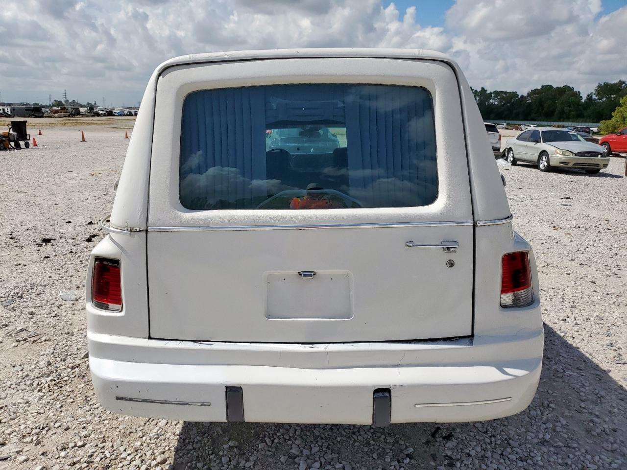 1994 Cadillac Commercial Chassis VIN: 1GEFH90P4RR712399 Lot: 66279735