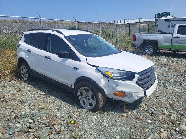 Паркетники FORD ESCAPE 2017 Белы