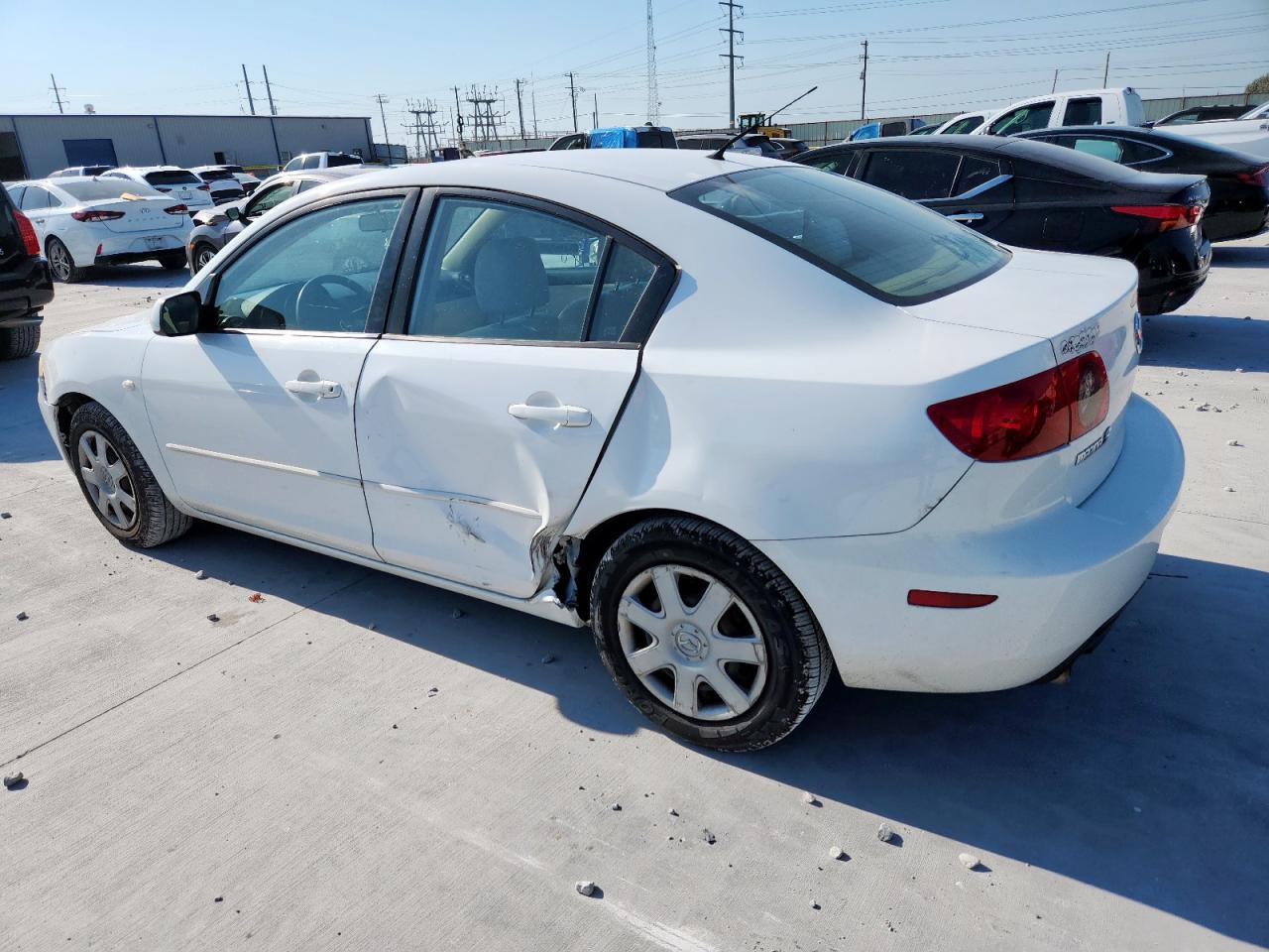 2006 Mazda 3 I white null gasoline JM1BK12F261400980 photo #3
