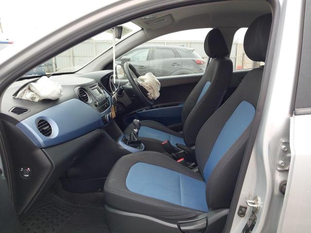 2015 HYUNDAI I10 SE 