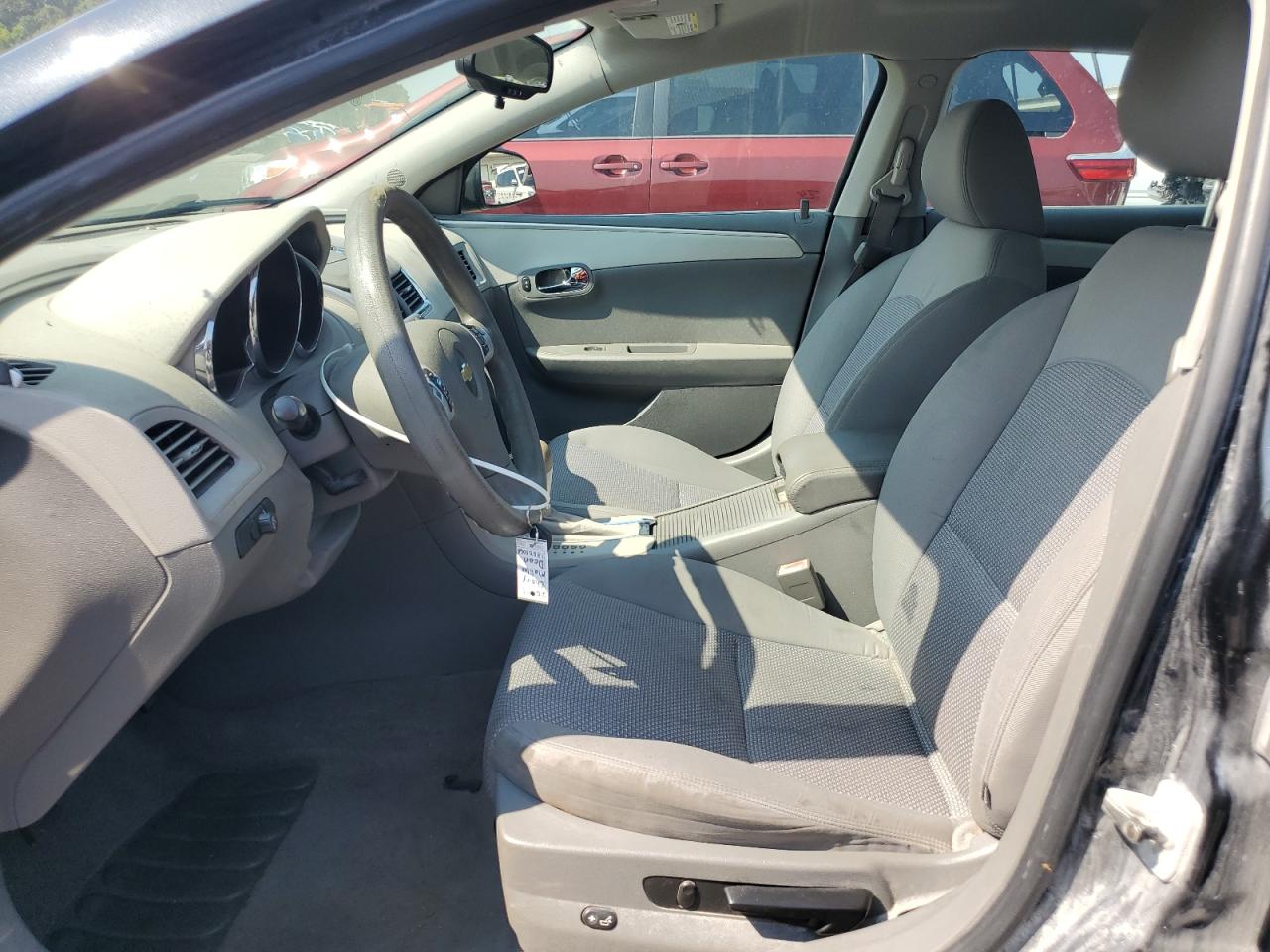 2011 Chevrolet Malibu Ls VIN: 1G1ZB5E10BF352472 Lot: 68947715