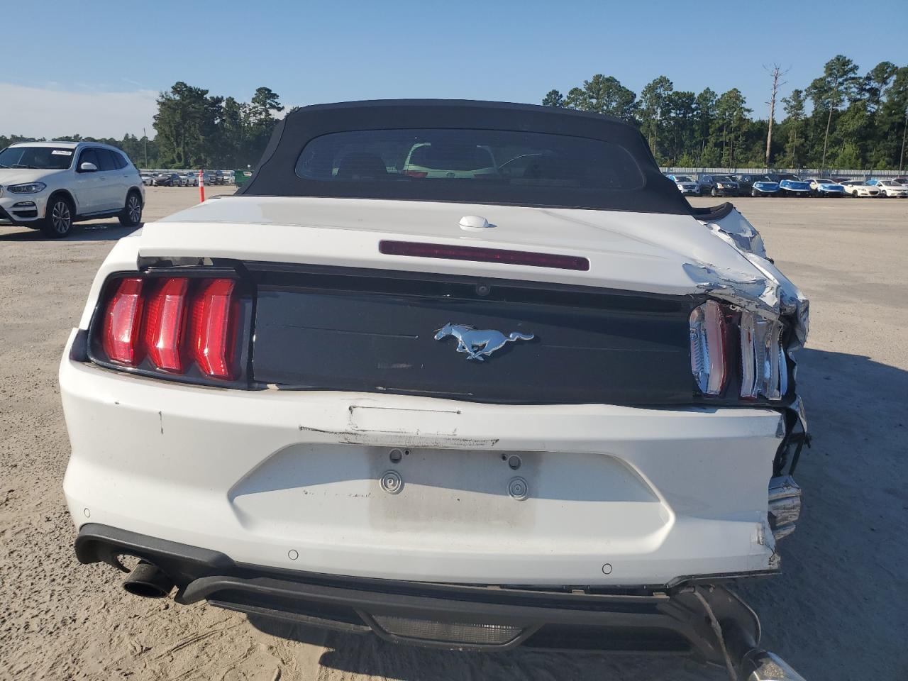 2022 Ford Mustang VIN: 1FATP8UH2N5100768 Lot: 70836305