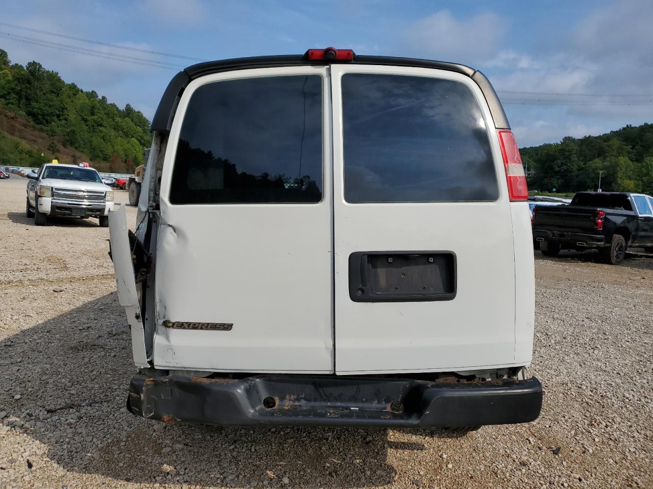 2016 Chevrolet Express G2500 VIN: 1GCWGBFG3G1280894 Lot: 70988955