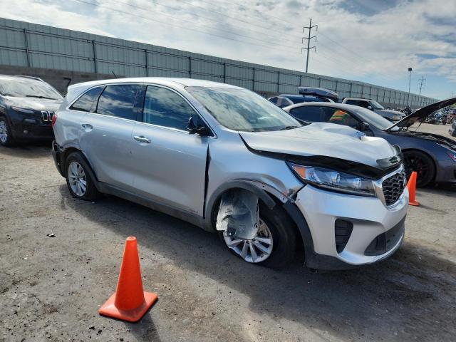  KIA SORENTO 2019 Серебристый