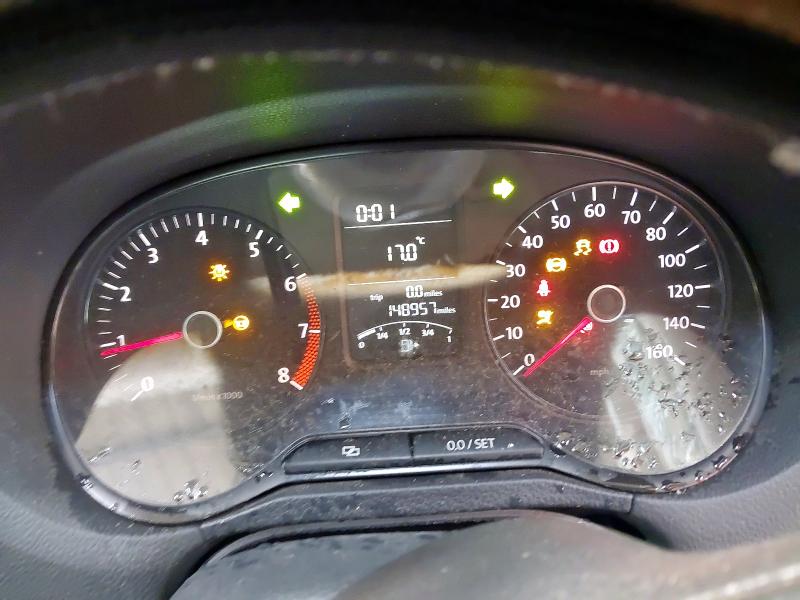 2010 VOLKSWAGEN POLO S