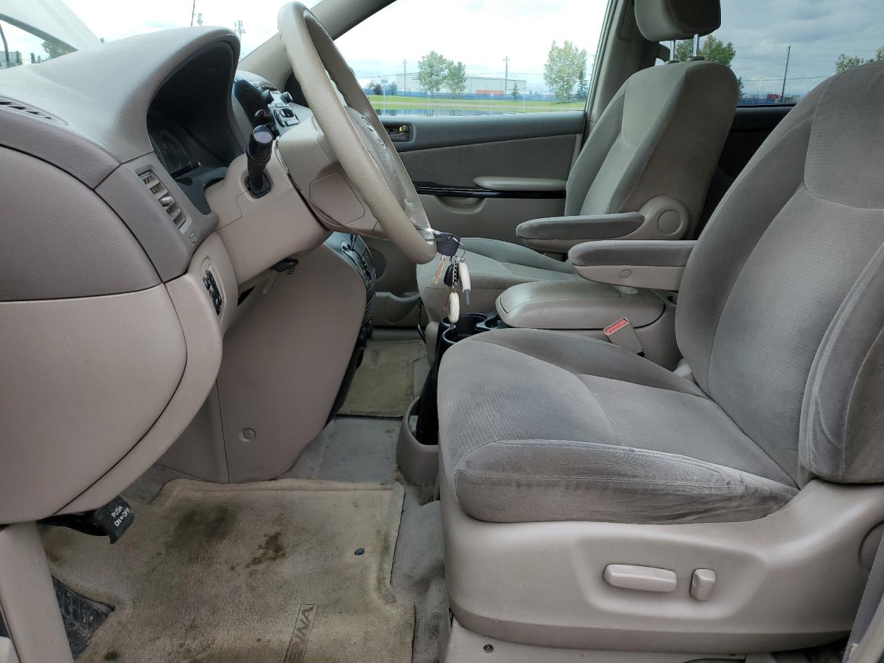 2004 Toyota Sienna Ce VIN: 5TDZA23C04S191878 Lot: 69263095