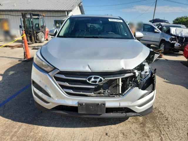  HYUNDAI TUCSON 2018 Серебристый