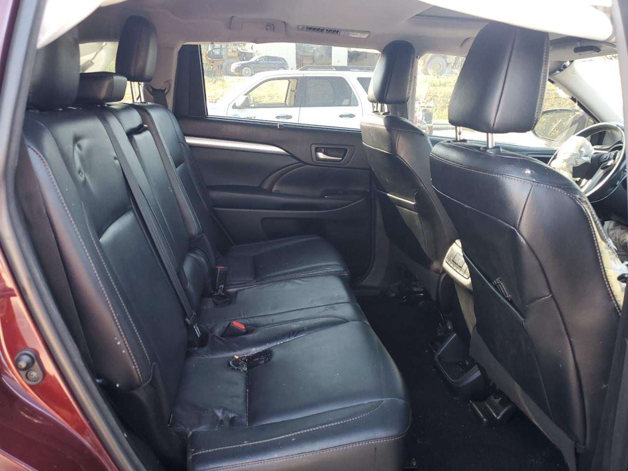 2018 Toyota Highlander Se VIN: 5TDKZRFHXJSM2500 Lot: 70947545