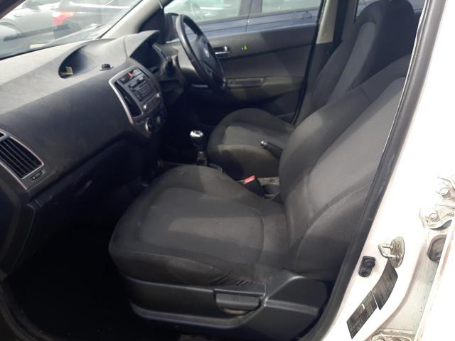 2013 HYUNDAI I20 ACTIVE