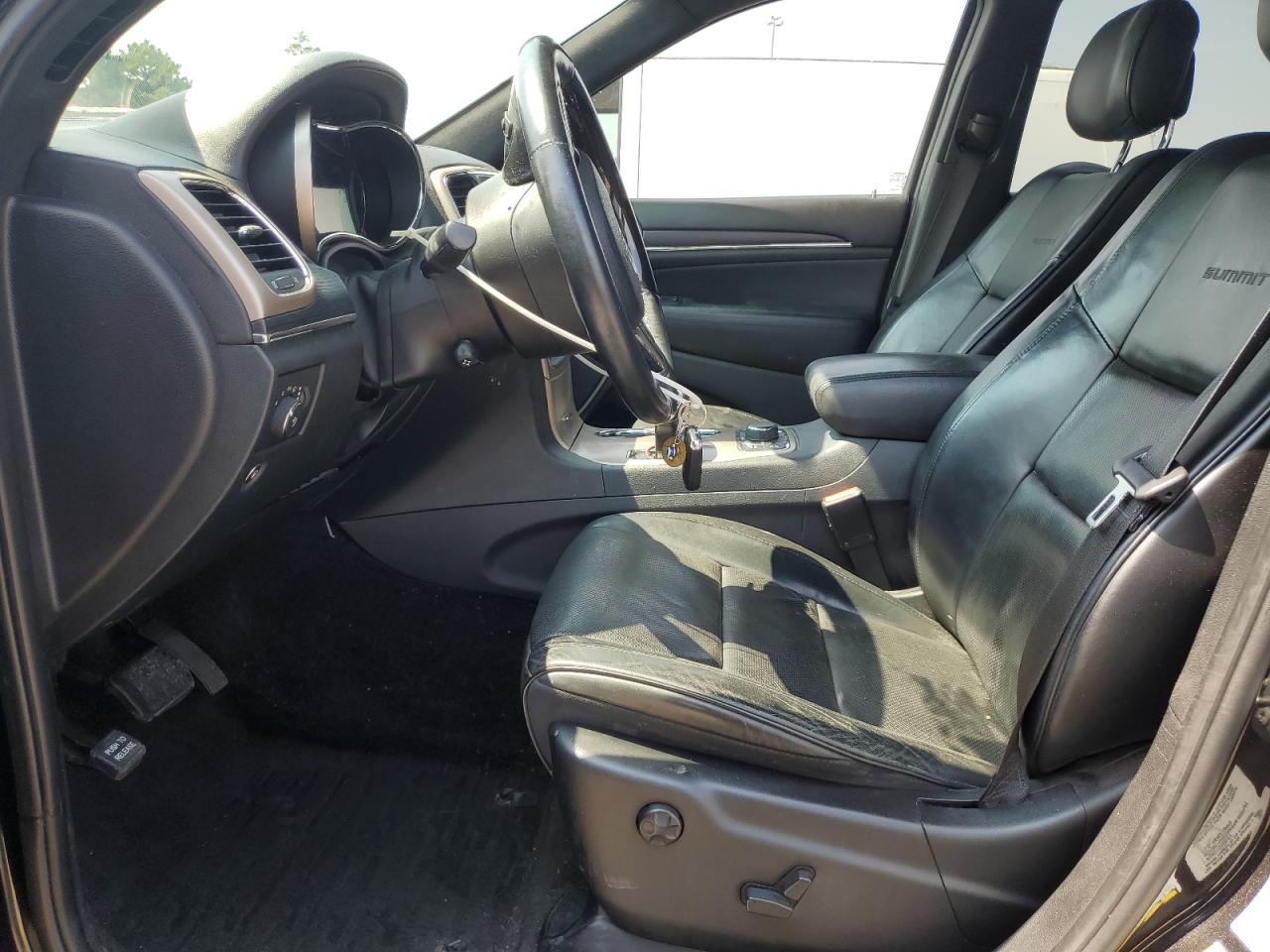 2015 Jeep Grand Cherokee Summit VIN: 1C4RJFJT0FC102728 Lot: 67404925