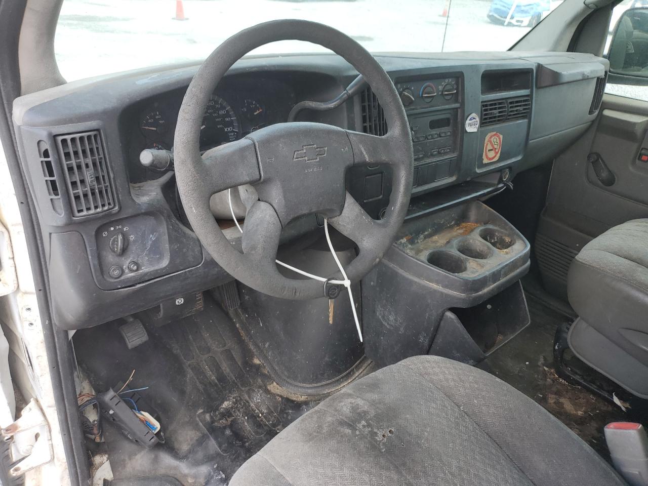 2006 Chevrolet Express G2500 VIN: 1GCGG25V361270112 Lot: 68503155