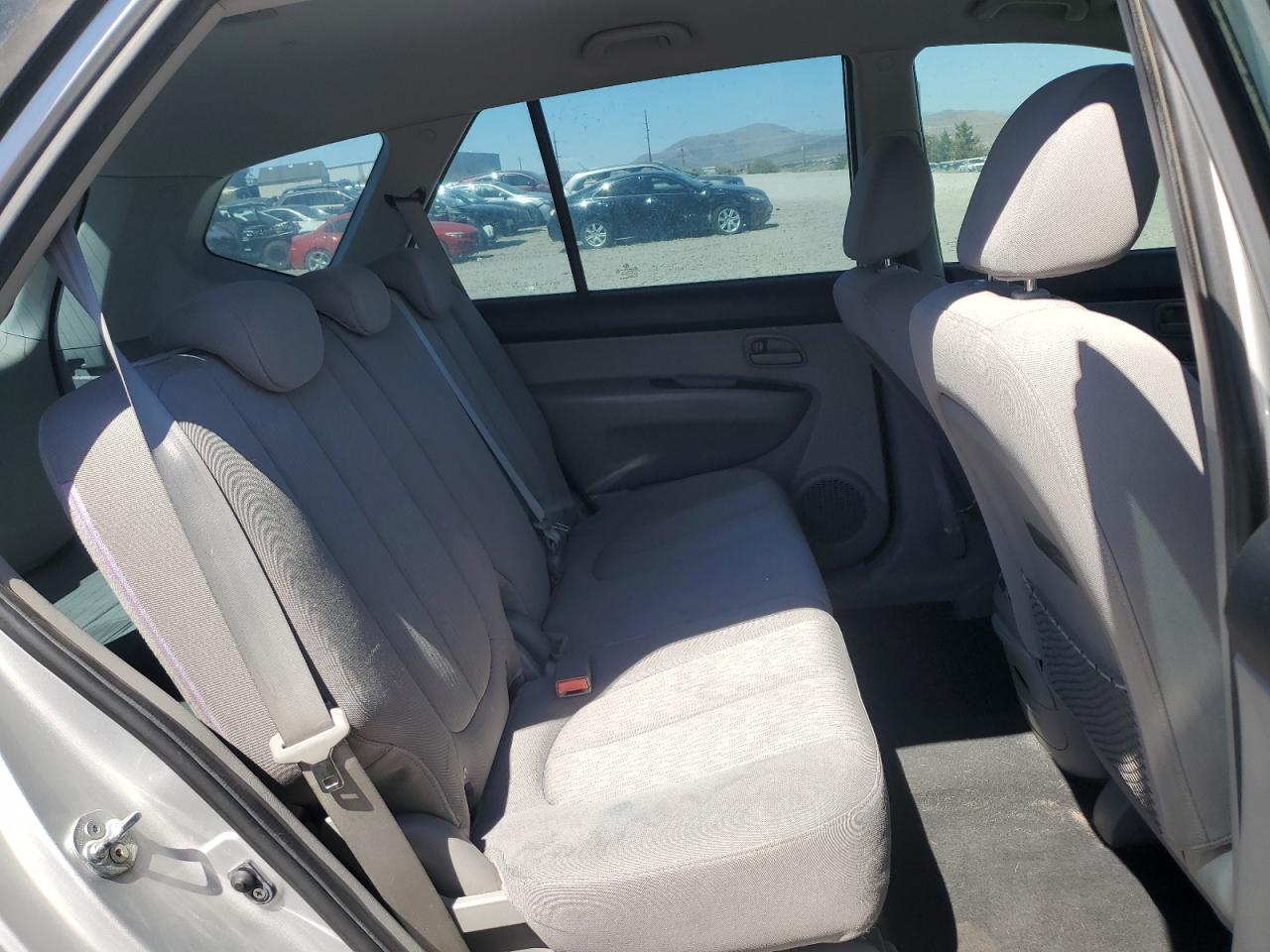 2008 Kia Rondo Lx VIN: KNAFG526387152780 Lot: 69292065