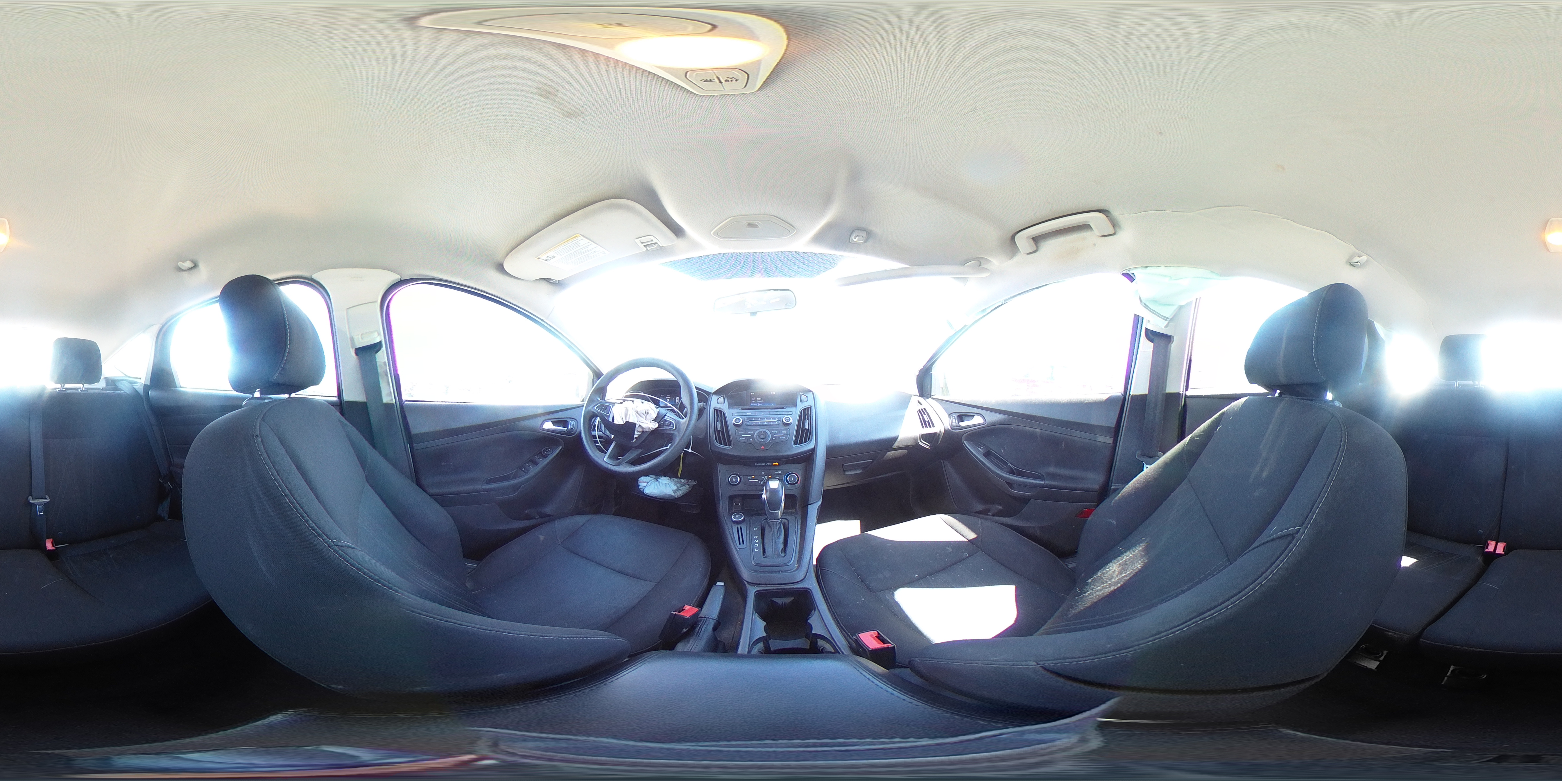 2015 Ford Focus Se VIN: 1FADP3K23FL328684 Lot: 70631945