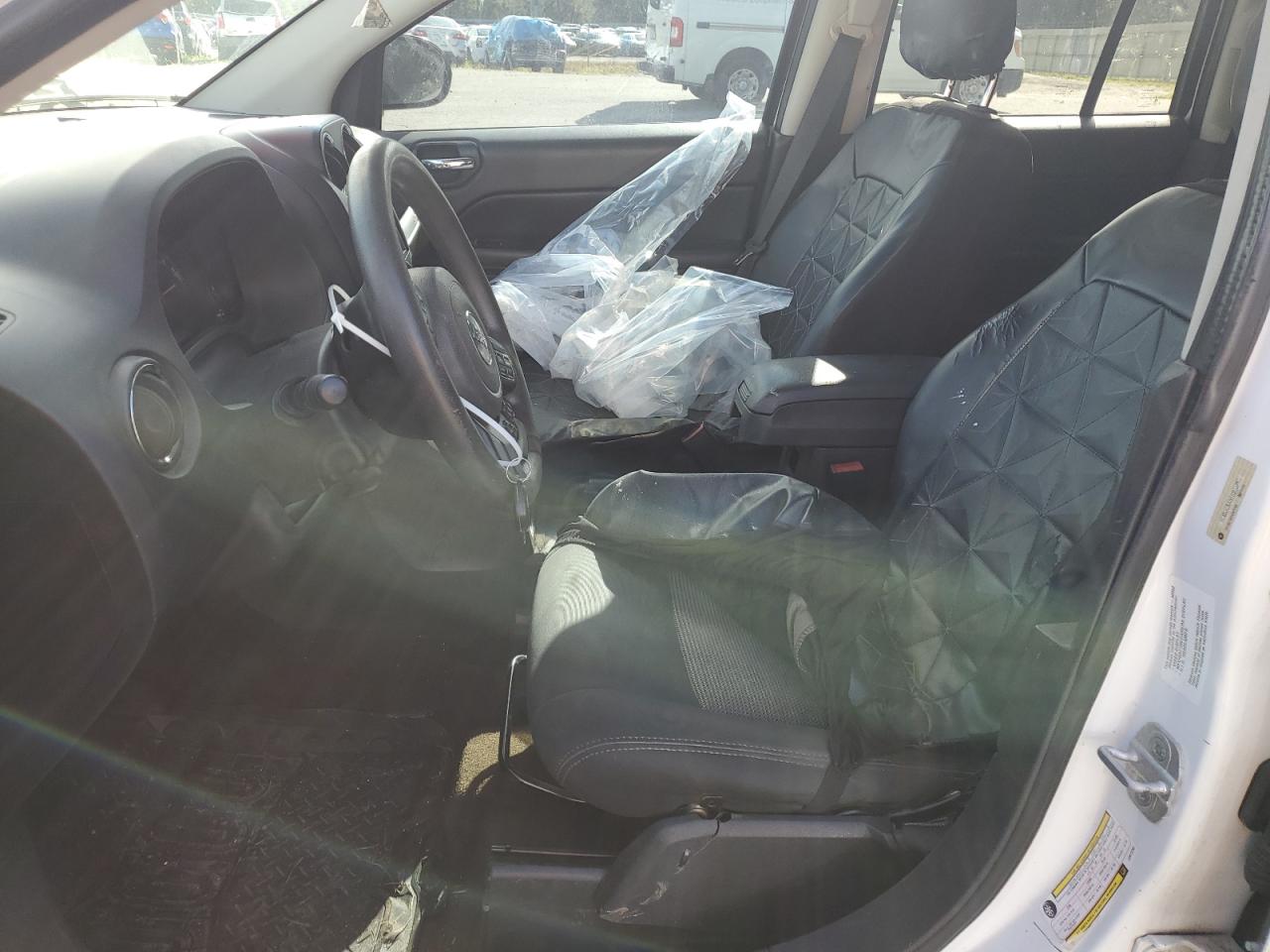 2014 Jeep Compass Sport VIN: 1C4NJCBA5ED573793 Lot: 68367945