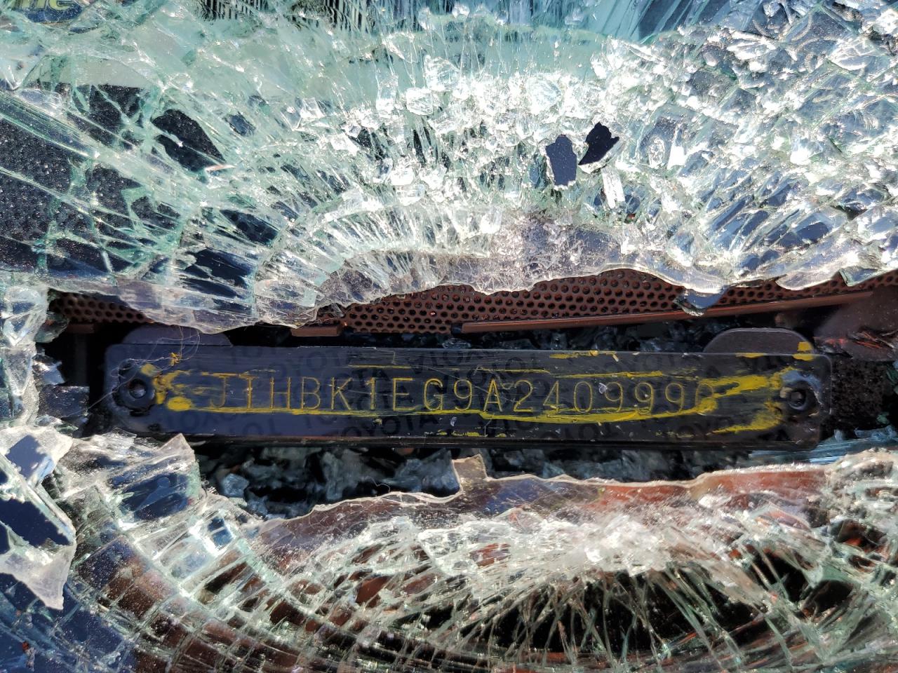 2010 Lexus Es 350 VIN: JTHBK1EG9A2409990 Lot: 67760845