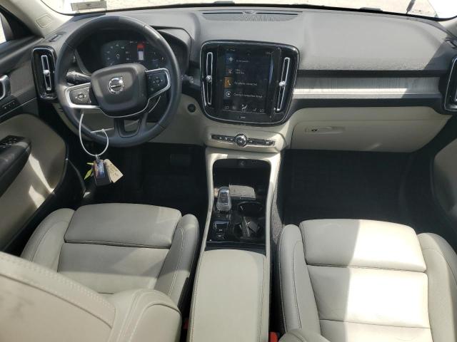  VOLVO XC40 2021 Белы