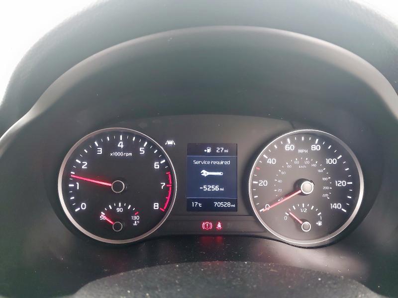 2019 KIA STONIC 4